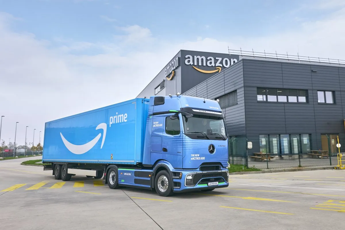 Amazon job cuts hit hundreds as tech giant denies AI link